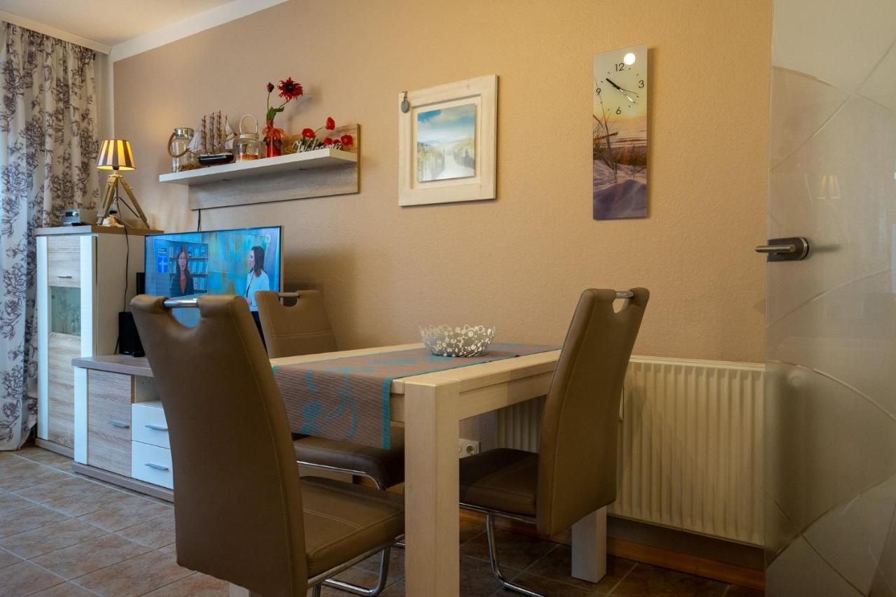Hohenzollernpassage Wohnung Seemoewe Büsum Esterno foto