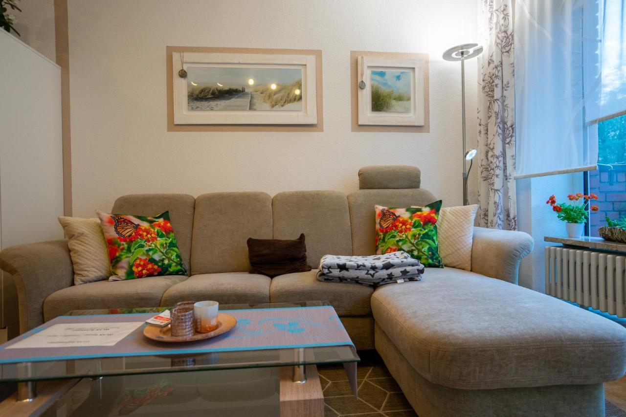 Hohenzollernpassage Wohnung Seemoewe Büsum Esterno foto