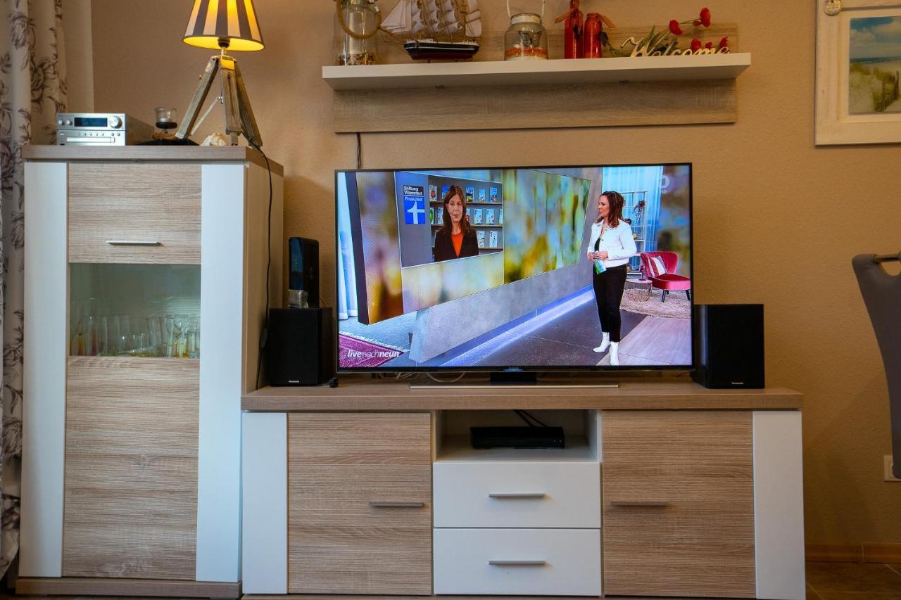 Hohenzollernpassage Wohnung Seemoewe Büsum Esterno foto
