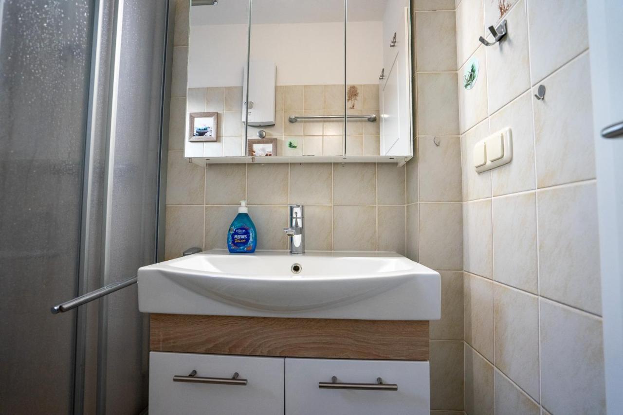 Hohenzollernpassage Wohnung Seemoewe Büsum Esterno foto